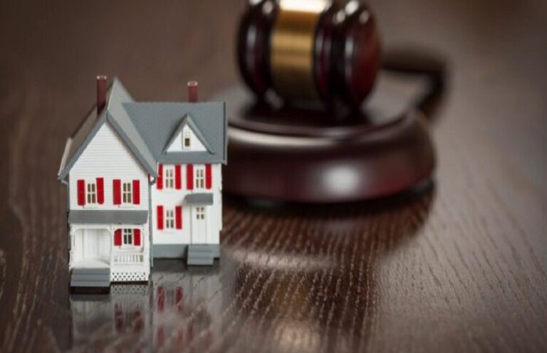 How Do Courts Divide Marital Property in a Divorce