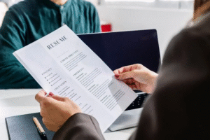 how to write good CV UAE